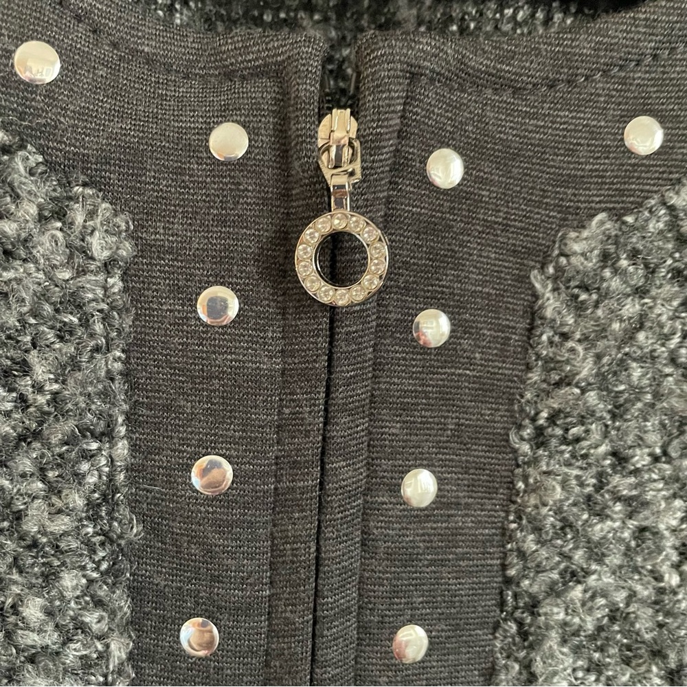 Cathy Daniels Black Zippered Cardigan with stud embellishments- L - Picture 2 of 8